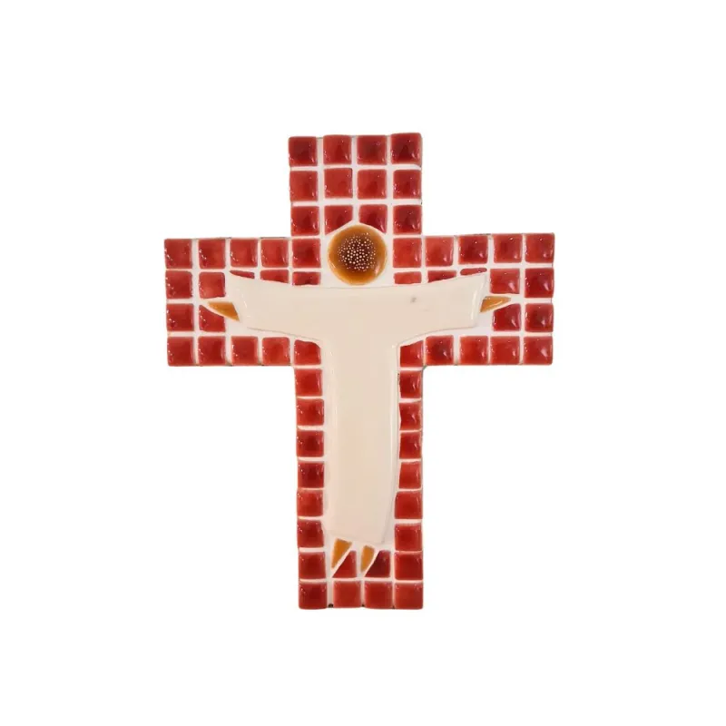 Croix en mosaïques à petits carreaux façonnée à la main